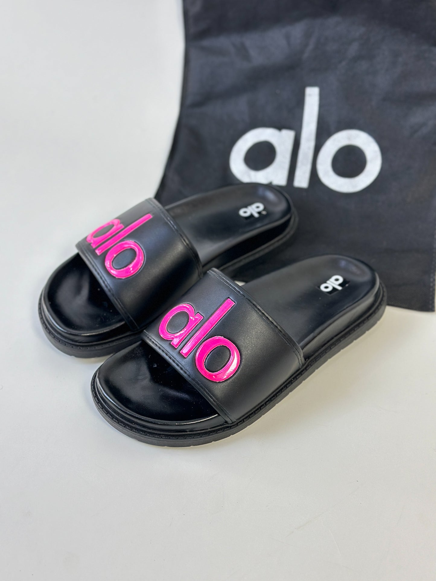 CLAQUETTE ALO™ TENDANCE 2025